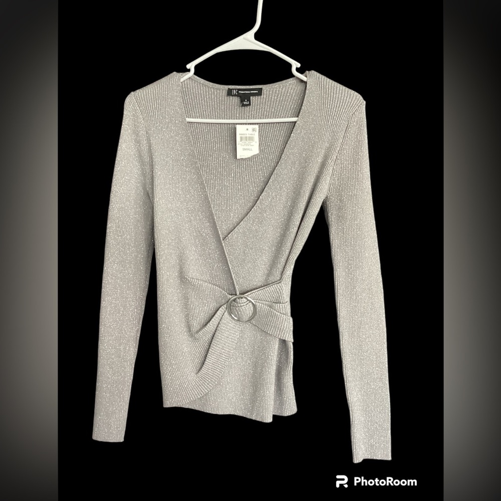 INC Beautiful Elegant Long Sleeve Sweater. SZ -S. Color: Silver